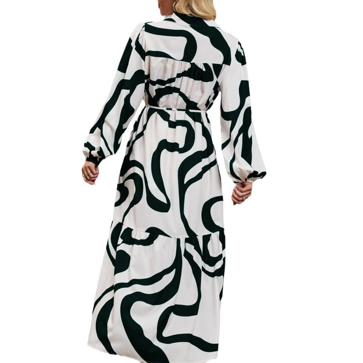 Robe à manches longues pour femmes avec motif à la mode et ceinture pratique.