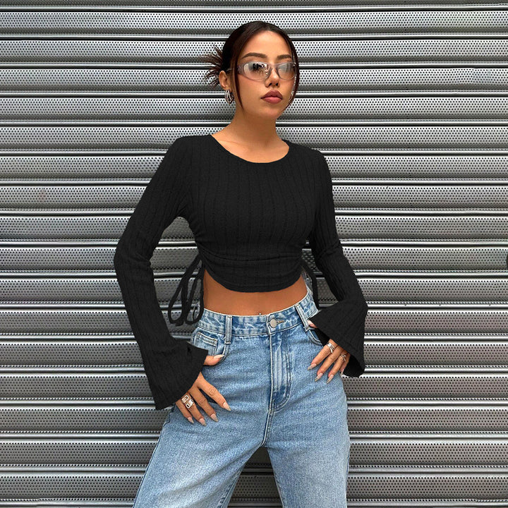 Top à manches longues crop pour femmes avec un tricot côtelé à la mode et un détail à nouer Levoire