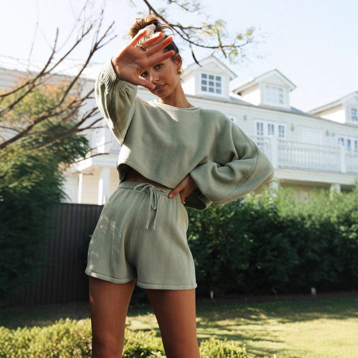 Ensemble décontracté pour femmes avec sweat court et short Levoire