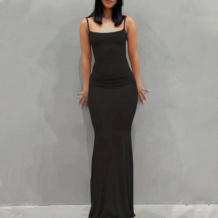 Robe maxi élégante pour femme avec des fines bretelles spaghetti et une coupe fluide Levoire