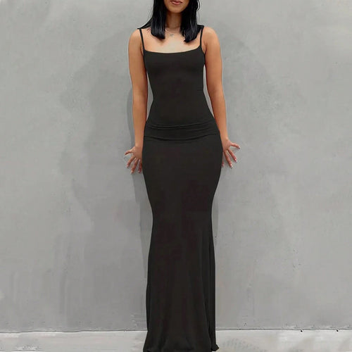 Robe maxi élégante pour femme avec des fines bretelles spaghetti et une coupe fluide Levoire