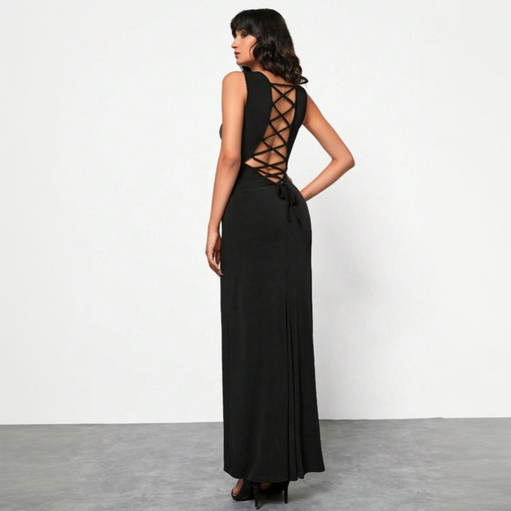 Robe maxi femme avec un laçage accrocheur au niveau du dos Levoire
