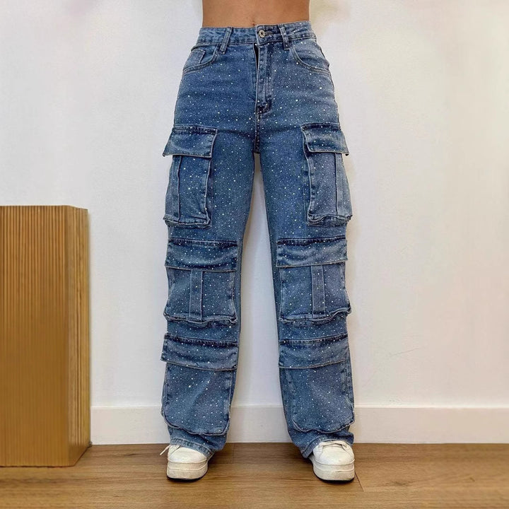 Pantalon cargo femme avec poches tendance et un effet délavé moderne Levoire