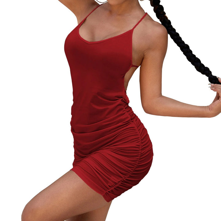 Robe mini ajustée pour femmes avec des détails de volants asymétriques Levoire
