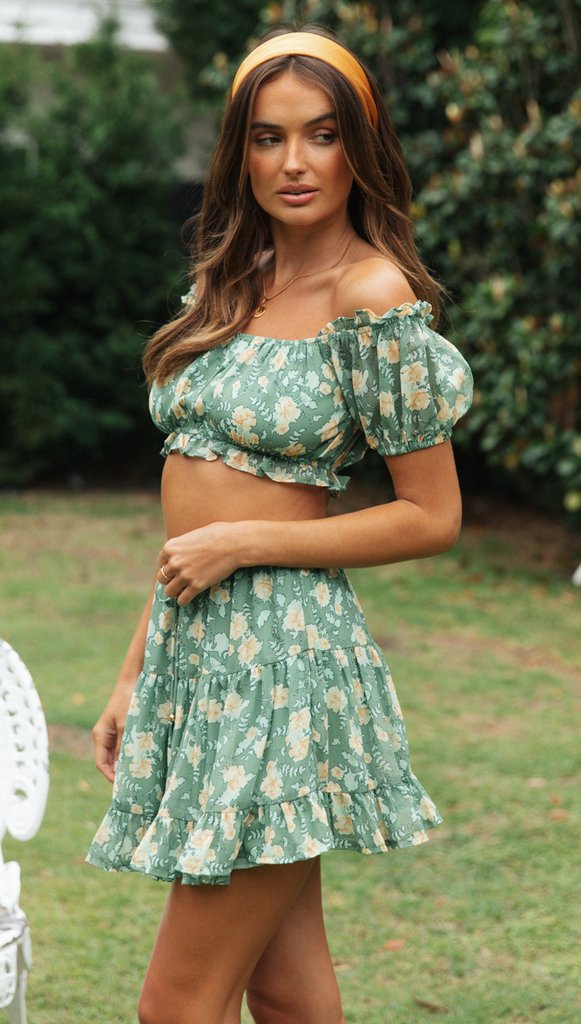 Ensemble femme deux pièces avec volants volumineux et design floral Levoire