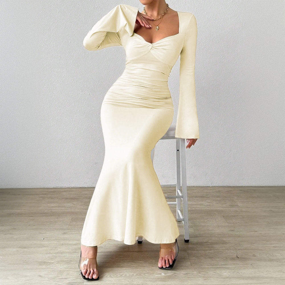 Robes maxi élégante à manches longues pour femmes avec décolleté en V profond et ruching stylé Levoire
