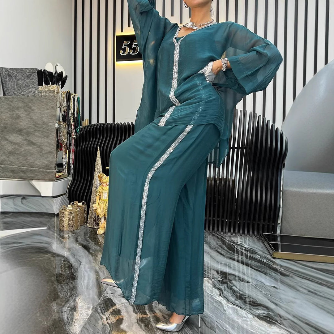 Combi-pantalon aérien pour femmes avec superposition élégante et détails étincelants Levoire