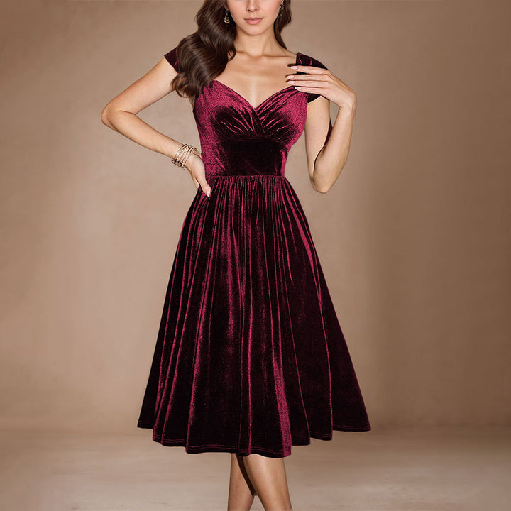 Robe midi femme en velours luxueux avec décolleté en V profond et coupe élégante Levoire
