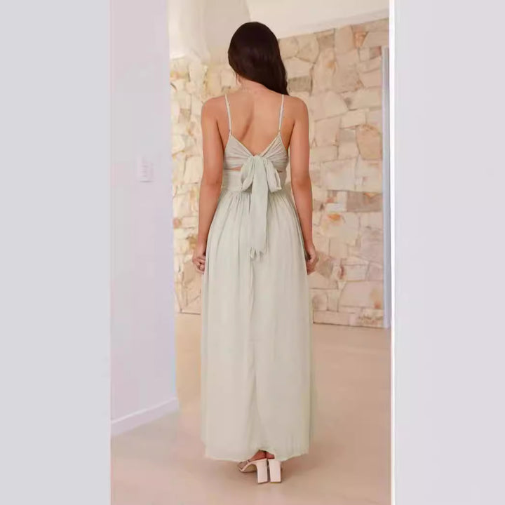 Robe maxi élégante pour femmes avec décolleté en V profond et jupe fluide Levoire