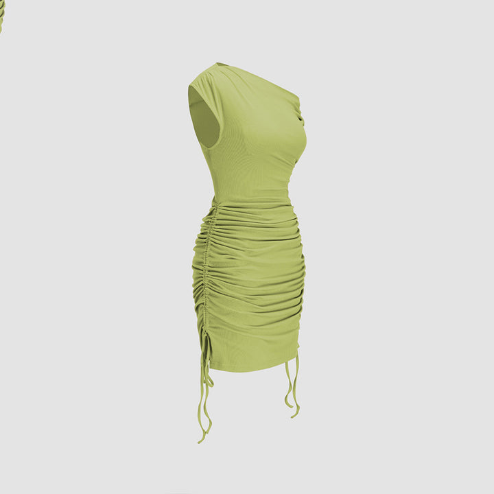 Robe ajustée femme avec encolure asymétrique et détails volants Levoire