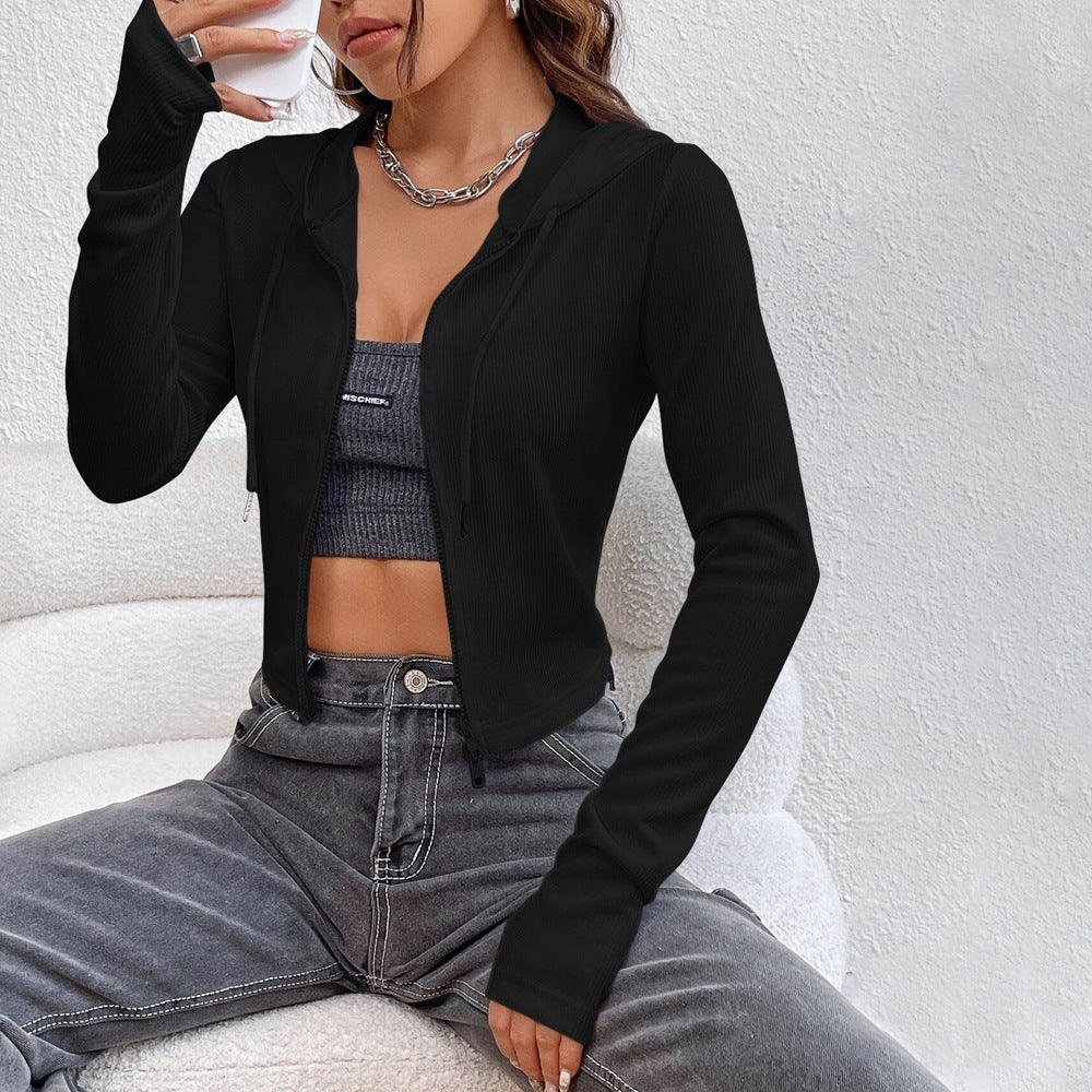 Sweat à capuche cropped pour femmes avec capuche élégante et fermeture éclair Levoire