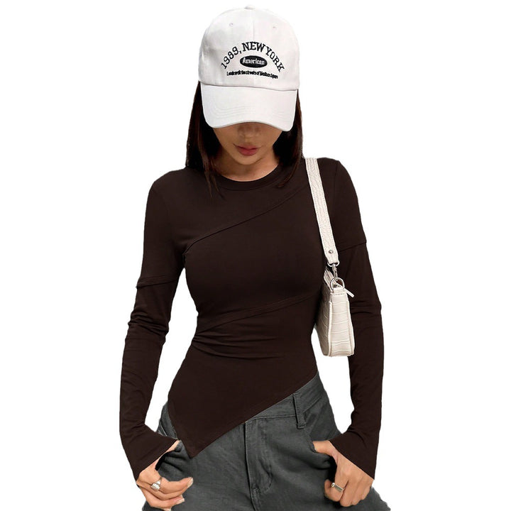 Chemise à manches longues ajustée pour femmes avec un design asymétrique et une coupe à la mode Levoire