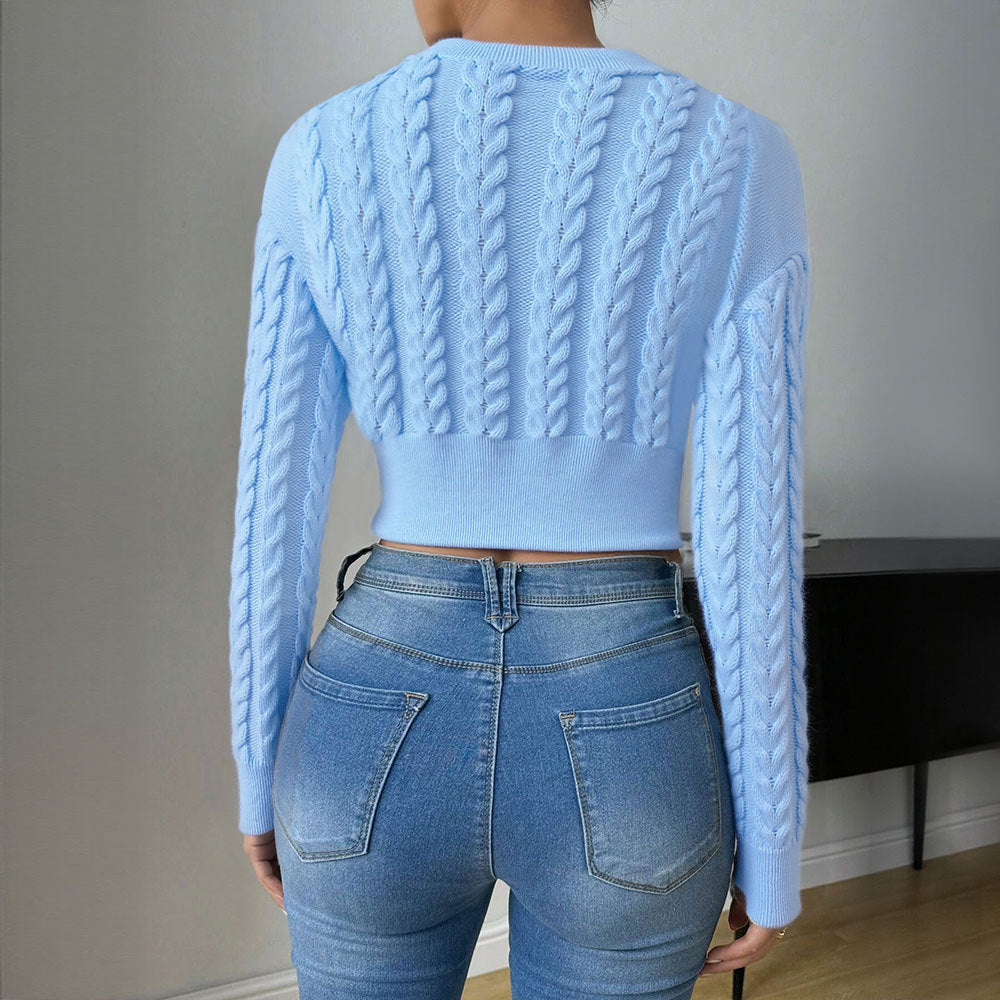 Haut tricoté à coupe courte pour femmes avec motif en torsades et manches longues Levoire