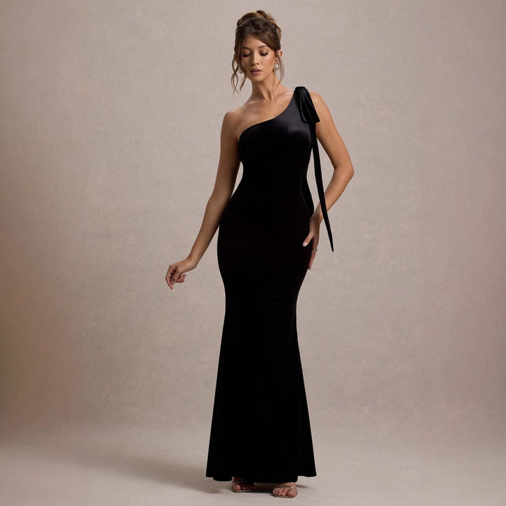 Robe Maxi Élégante pour Femme avec Design Off-Shoulder et Silhouette Slim Levoire