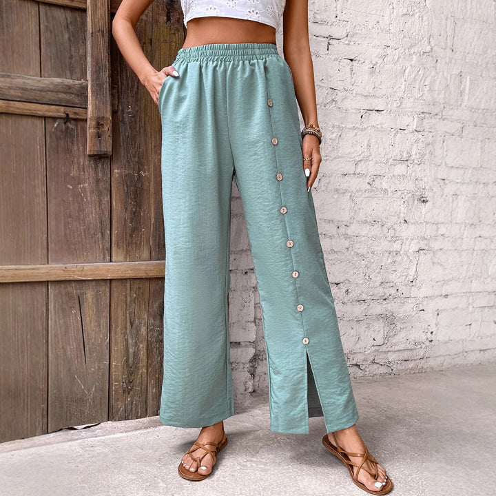 Pantalon de loisir large pour femmes avec fentes latérales et boutons décoratifs Levoire