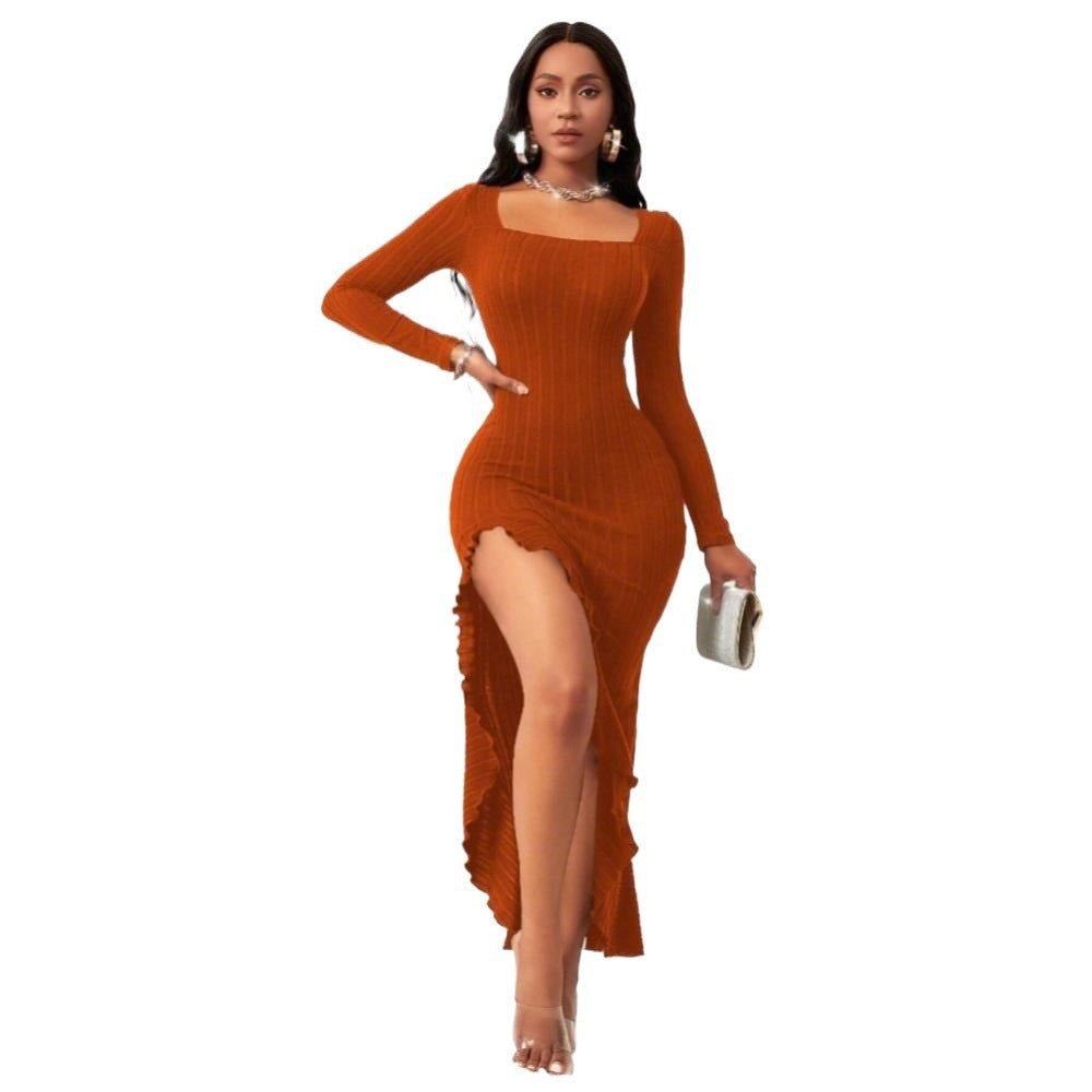 Robe maxi élégante pour femmes avec une coupe cascade raffinée et des manches longues Levoire