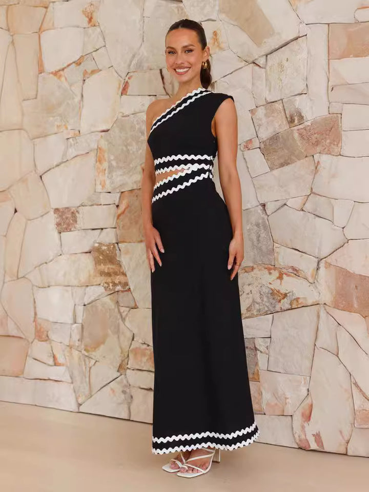 Robe midi pour femmes avec coupe asymétrique et détails en zigzag enchanteurs Levoire