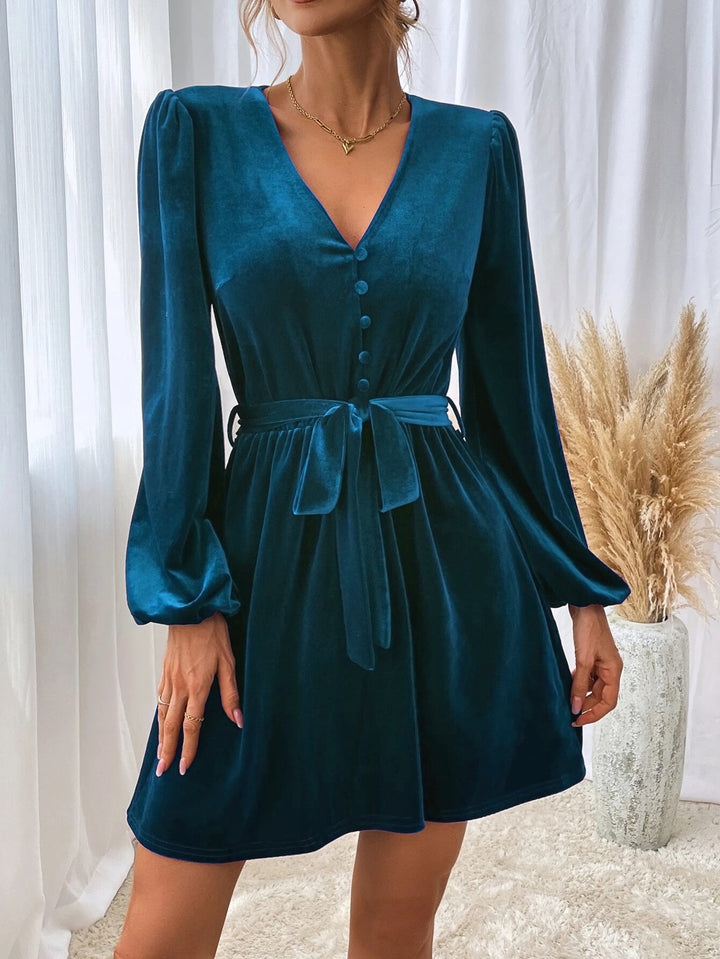Robe en velours pour femme avec décolleté en V profond et ceinture à la taille Levoire
