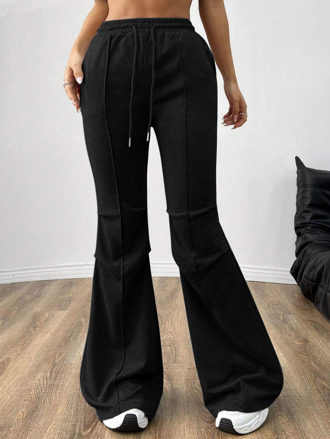 Pantalons de jogging larges pour femmes avec taille élastique et jambe évasée Levoire