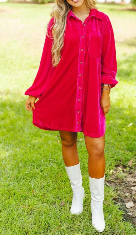 Robe de plage pour femmes en velours doux avec des détails de bouton pratiques Levoire
