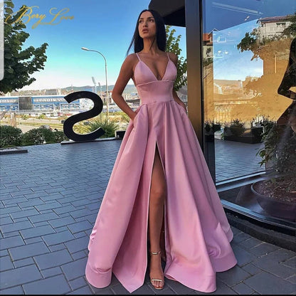 Levoire | Tenue de soirée glamour à fente Rosa