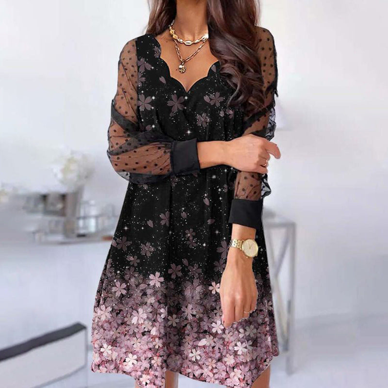 Levoire | Robe longue à manches longues en filet transparent avec décolleté en V