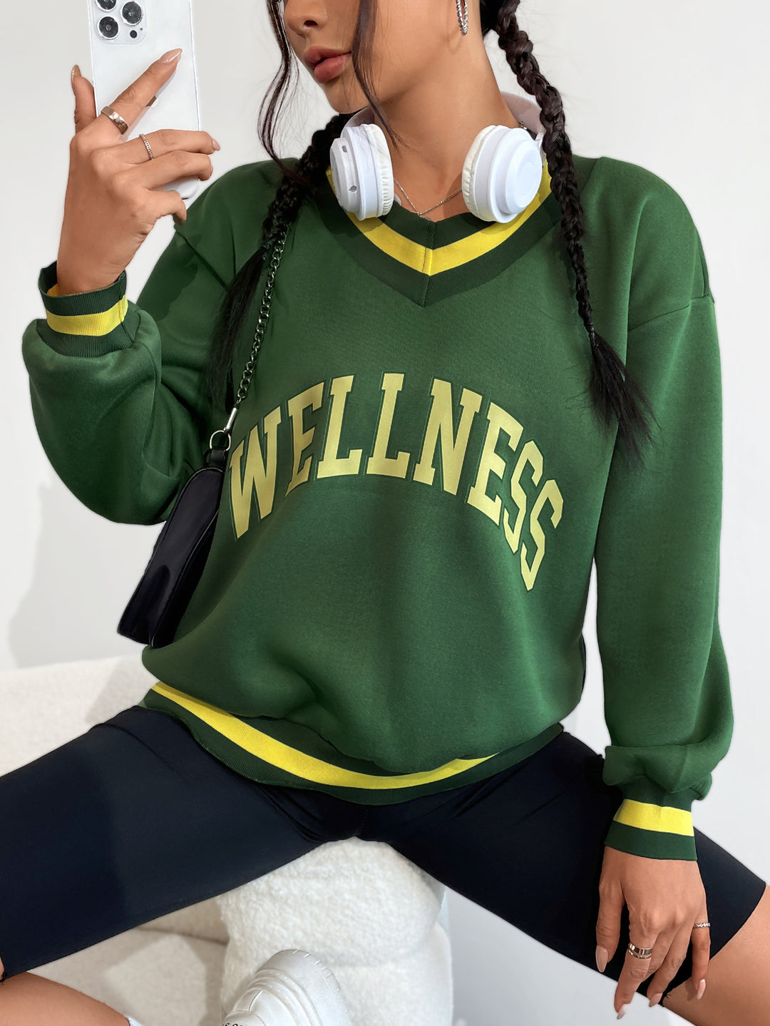 Sweatshirt femme avec col V et imprimé bien-être créatif Levoire