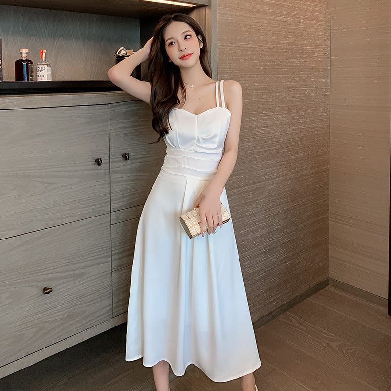 Robe maxi femme à fines bretelles et coupe classique Levoire