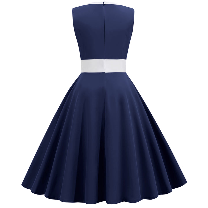 Robe swing femme avec une coupe A-line de haute qualité et des détails de boutons élégants Levoire