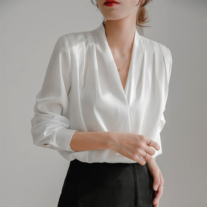 Levoire | Blouse À Encolure En V En Satin