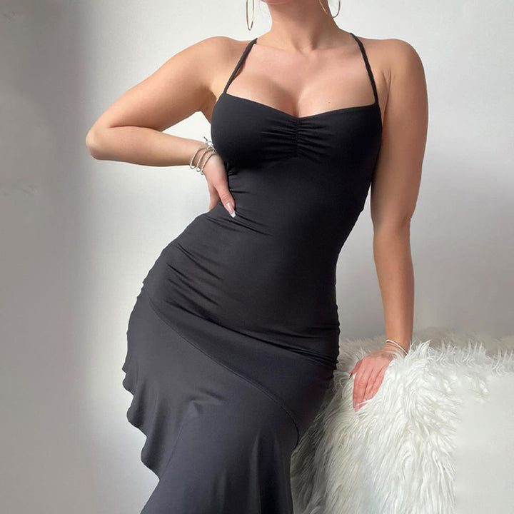 Robe longue à manches longues attrayante pour femmes avec un design sans bretelles et un ourlet fluide Levoire