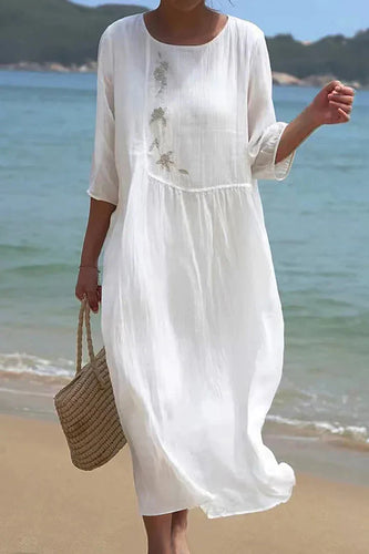 Levoire | Robe Lniana à col rond et avec détail brodé