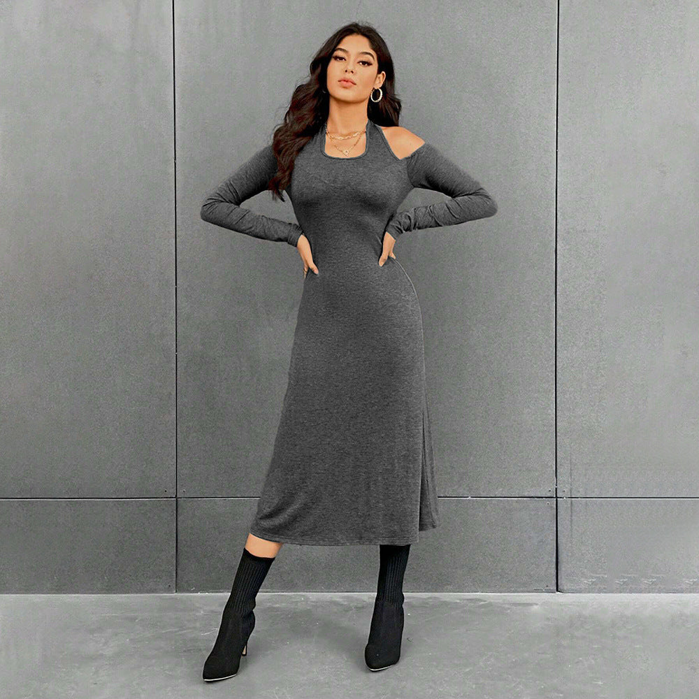 Robe maxi pour femmes avec une coupe chic et des détails découpés élégants Levoire