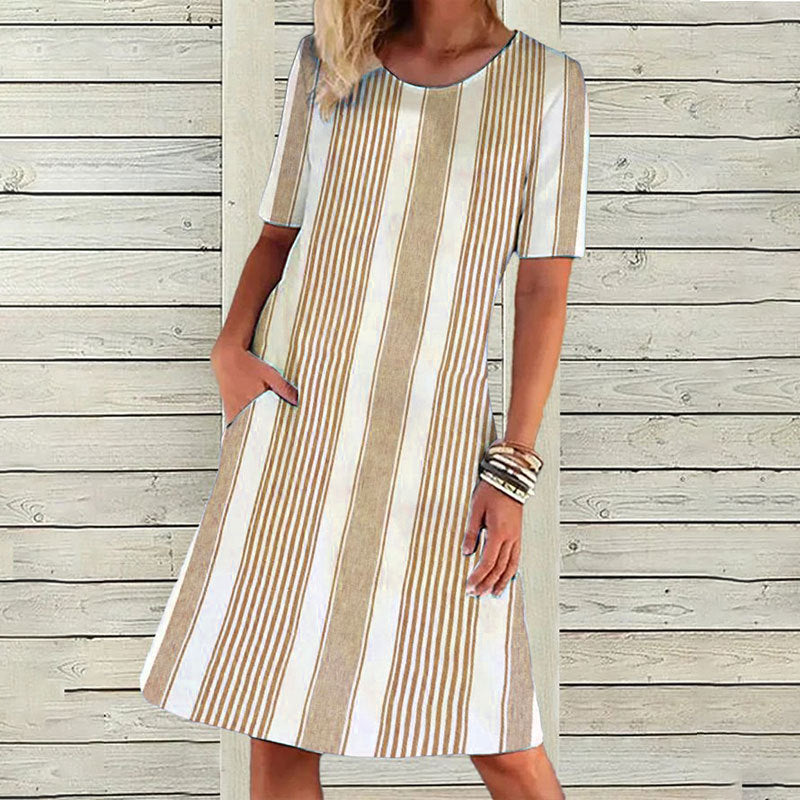 Levoire | Robe d'été rayée décontractée avec décolleté rond et manches courtes Jaune pâle