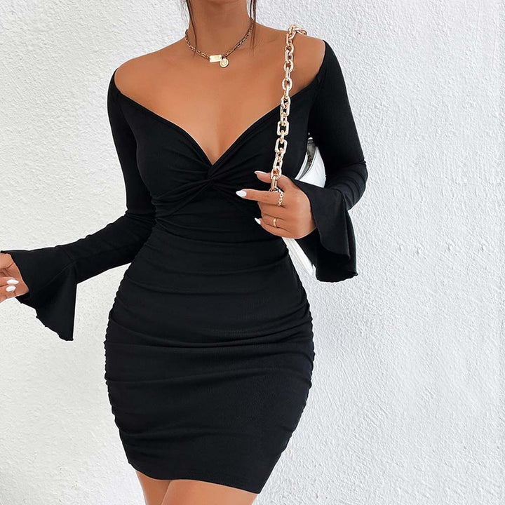 Robe mini femme avec décolleté en V profond et jupe étroite Levoire