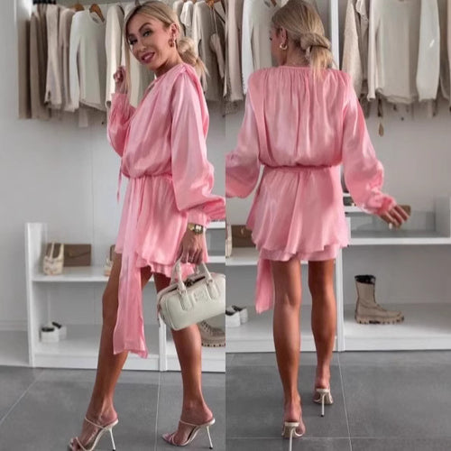 Robe portefeuille élégante pour femmes en tissu brillant et soyeux Levoire