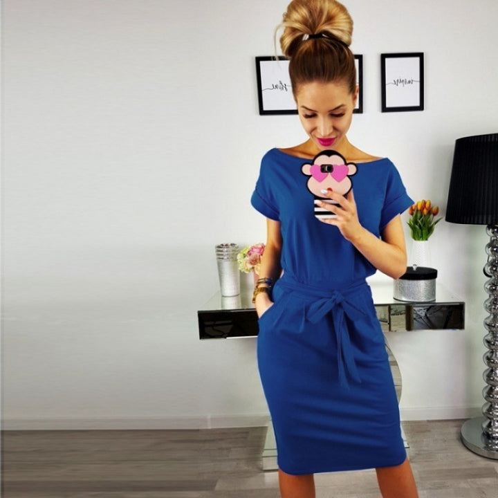 Robe midi femme avec élégante boutonnière et ceinture à nouer Levoire