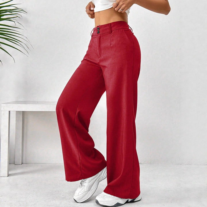 Pantalons larges décontractés pour femmes avec taille haute et élégants détails de boutons Levoire