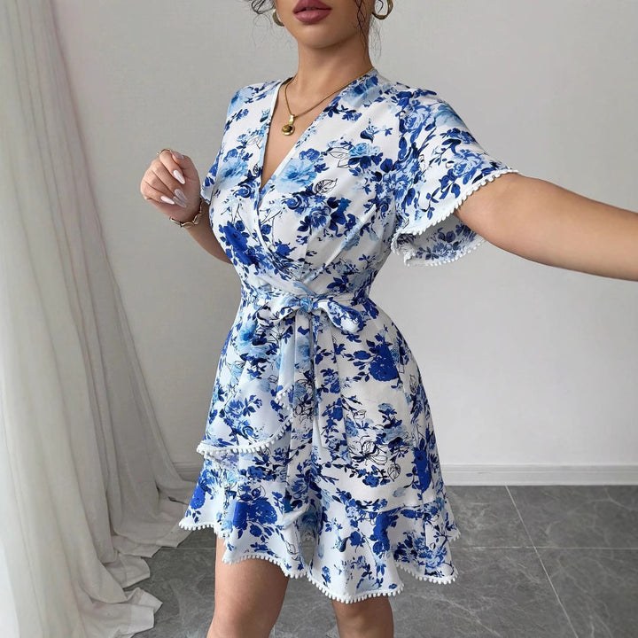 Robe portefeuille florale pour femmes avec détails en volants et ceinture à la taille Levoire