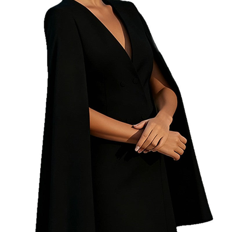 Robe pull pour femmes avec capuche et double patte de boutonnage Levoire