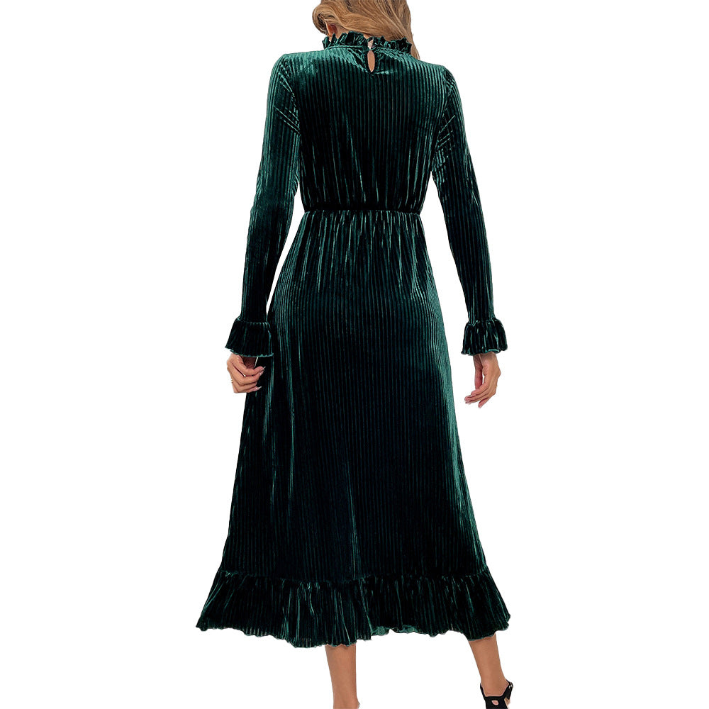 Robe portefeuille à manches longues pour femmes en velours luxueux avec détails en volant Levoire