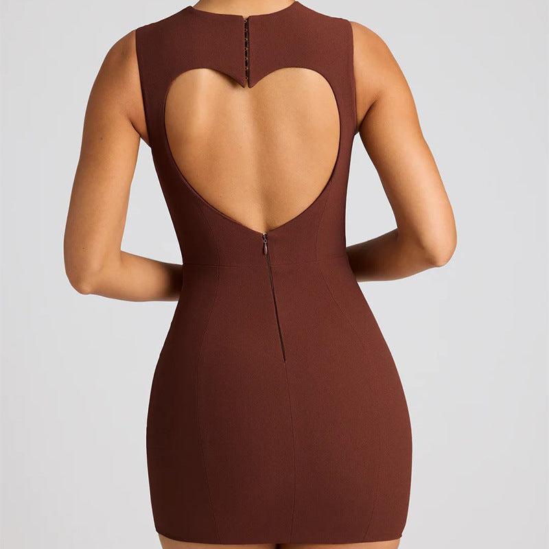 Levoire | Robe à col en V, profondément froncé, mettant en valeur les hanches mini robe