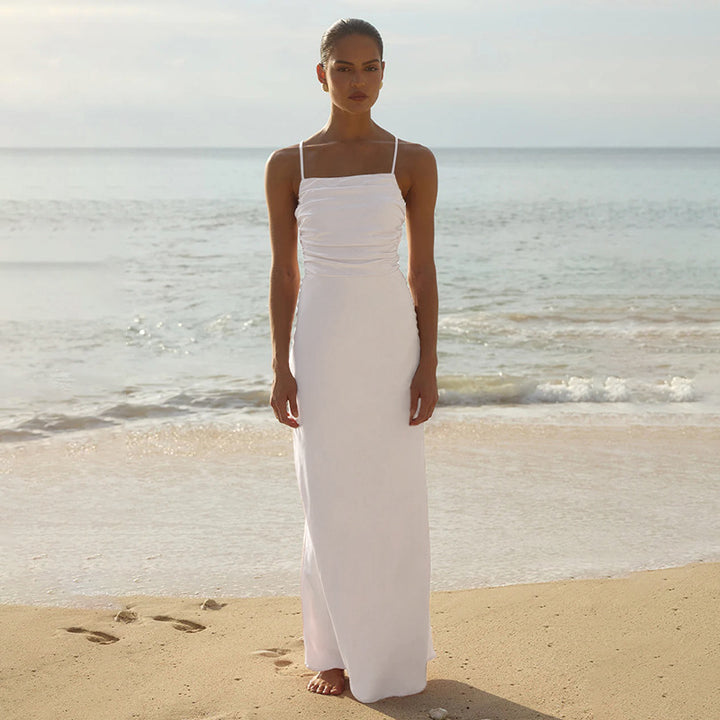 Robe maxi élégante pour femmes avec effet froncé sophistiqué et bretelles spaghetti Levoire