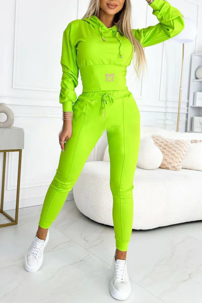 Costume de sport pour femmes avec taille élastique et cordon créatif Levoire