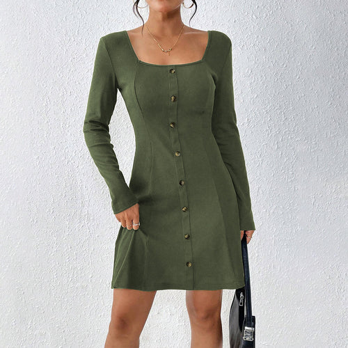 Robe à boutons pour femmes avec manches longues et décolleté carré Levoire