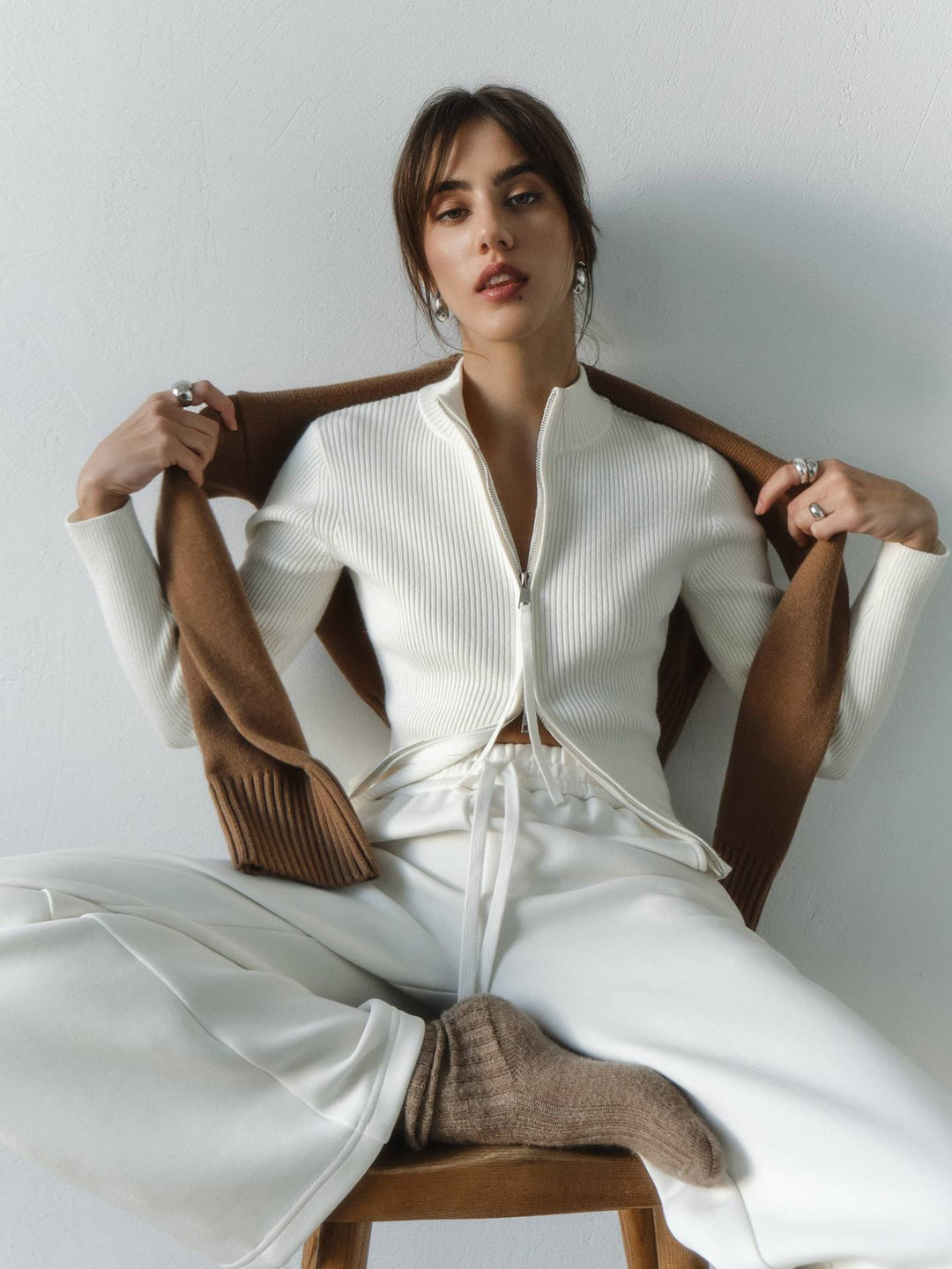 Pull Femme Col Standing avec Fermeture Éclair et Structure Côtelée Levoire