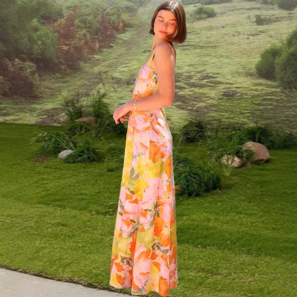 Robe maxi florale pour femmes avec coupe ajustée et bretelles spaghetti Levoire
