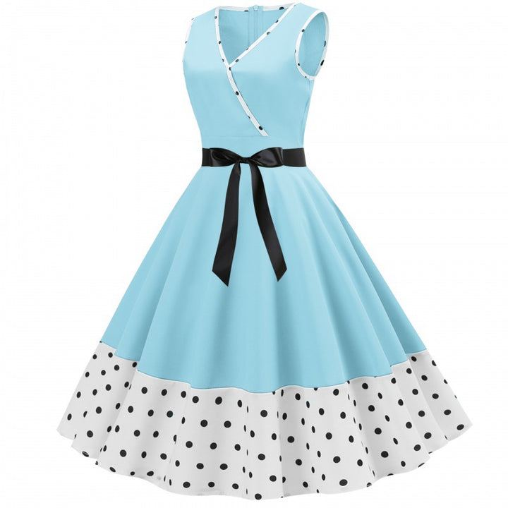 Robe swing pour femmes avec décolleté en V et ourlet à pois Levoire