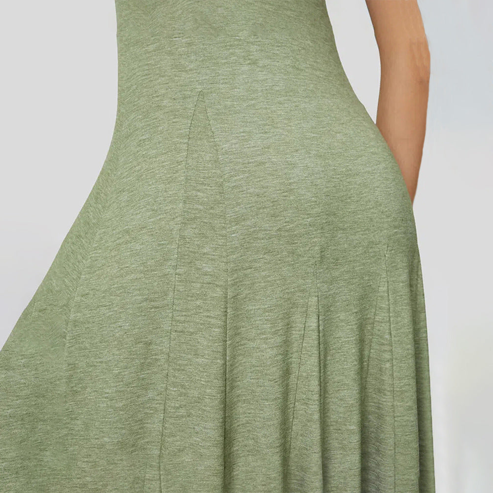 Robe maxi pour femmes avec coupe fluide et élégant col rond Levoire