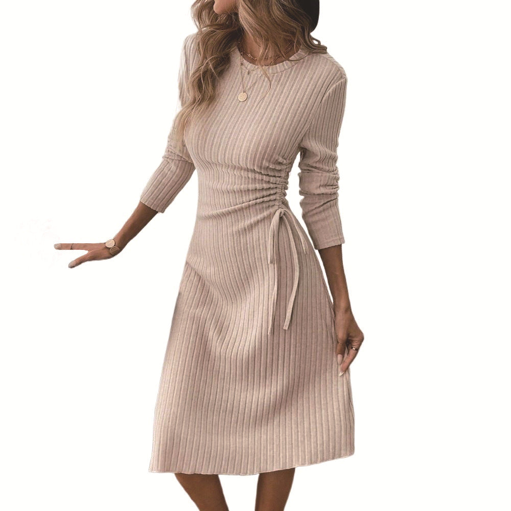 Robe midi pour femmes avec effet de drapé sophistiqué et ceinture à nouer sur le côté Levoire